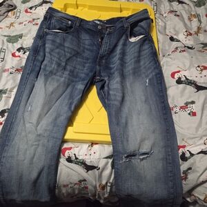 Arizona Jean Company Men's Faded Blue Slim Straight Jeans